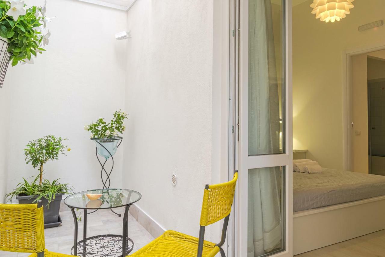 Guest Home Rose Giardini-Naxos Exterior foto